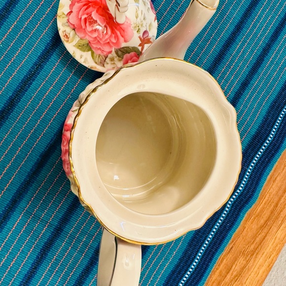 Victoria Trading Rose Floral Chintz Teapot Tea Pot  With Cup & Saucer Gold Trim - Picture 9 of 9